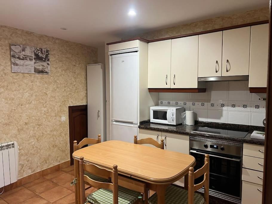 Casa Con Terraza En El Casco Villa Betanzos Eksteriør billede